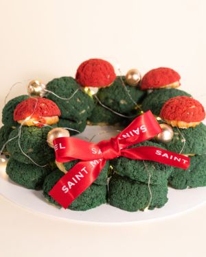 Corona de Profiteroles