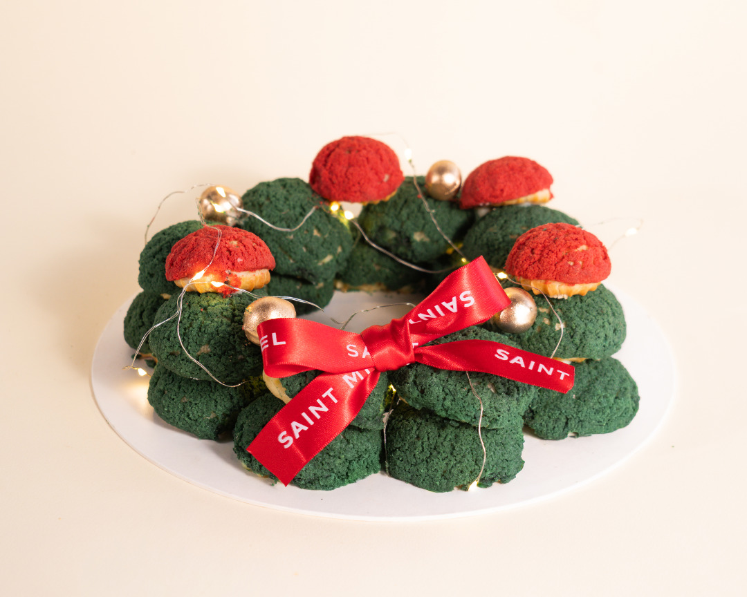 Corona de Profiteroles