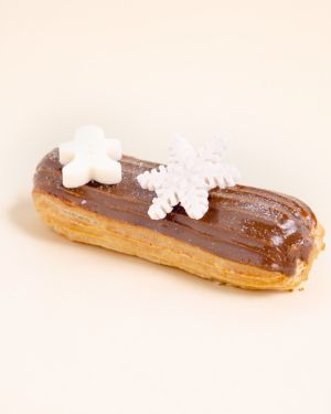 Eclair de Café Navideño