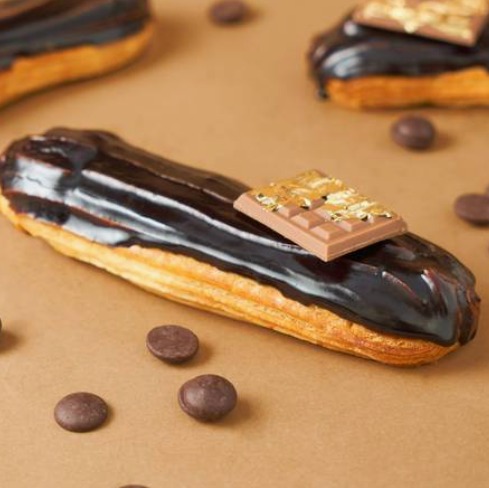 Eclair de Chocolate