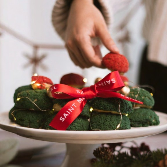 Corona de Profiteroles